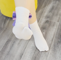 网盘资源梦见月瑞希诱人手交足艺1V370MB