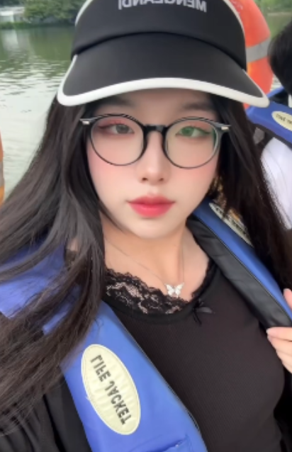 嘉仪TS超火辣视频合集16部9.2G绝了