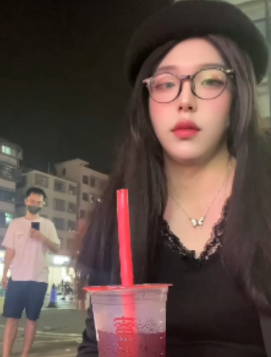 嘉仪TS超火辣视频合集16部9.2G绝了