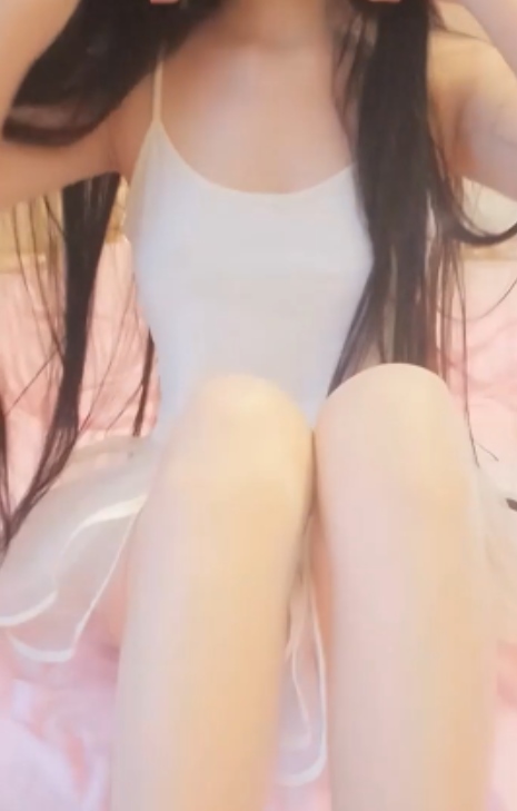 高桥千凛社死视频图片大礼包408V53.5G流鼻血了