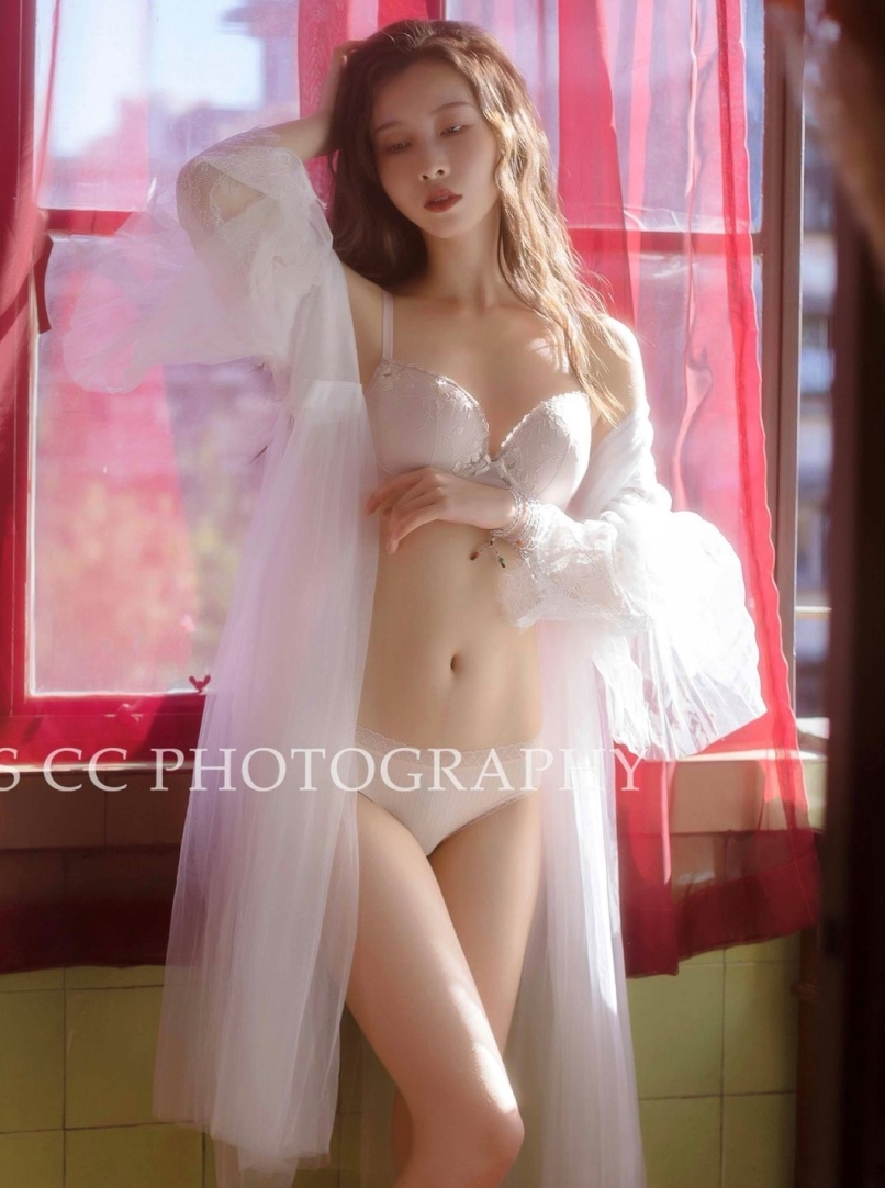 蜜丝CC野xing+se影希威社合集20V376M劲爆