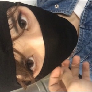 商场更衣室劲爆互动1V1.3G富少拜金女沦陷实录