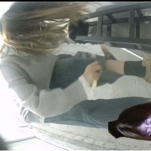 手持厕拍双胞胎姐妹花办公大楼白领劲爆合集598.6MB