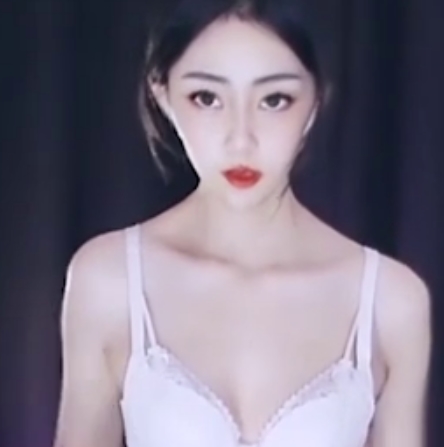 定制视频星也合集9部CC1.7G太火辣