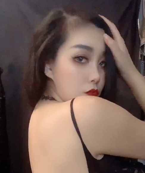 快手瞬间爆炸黑丝御姐合集65V7.87G优质珍藏