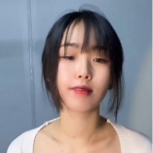 推特小狗福利姬反差合集86部46G太诱惑