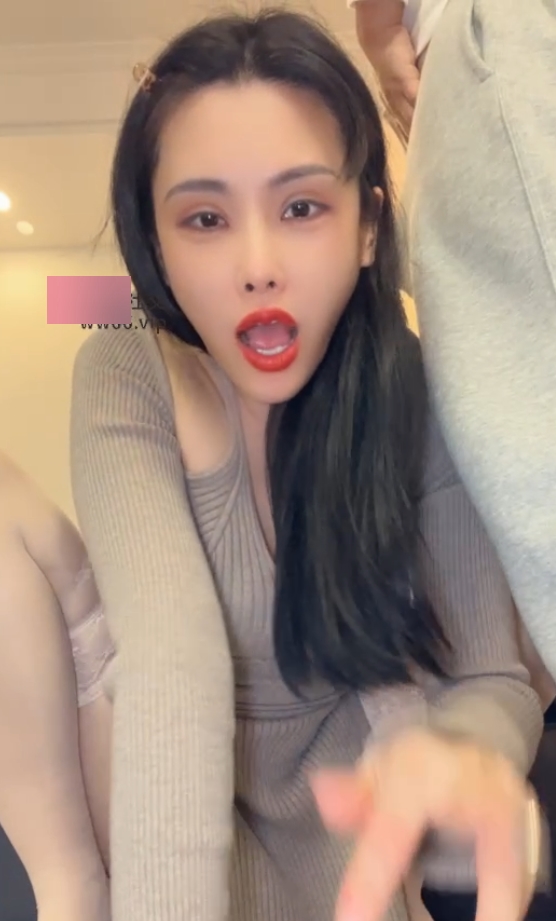 玩物平台松紫s废物老公被绿第一视角12部3.5G超感觉