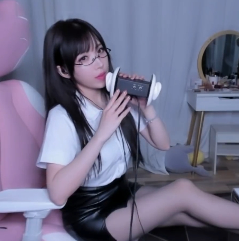 斗鱼小女巫露热舞视频37.4G合集补档劲爆