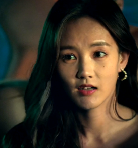 AI换装狂飙2清凉版24段362兆蜜桃臀诱惑