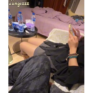 艺术生大黄鹅独居视频2部241MB优质珍藏