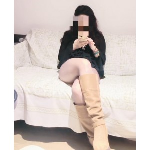 艺术生大黄鹅独居视频2部241MB优质珍藏