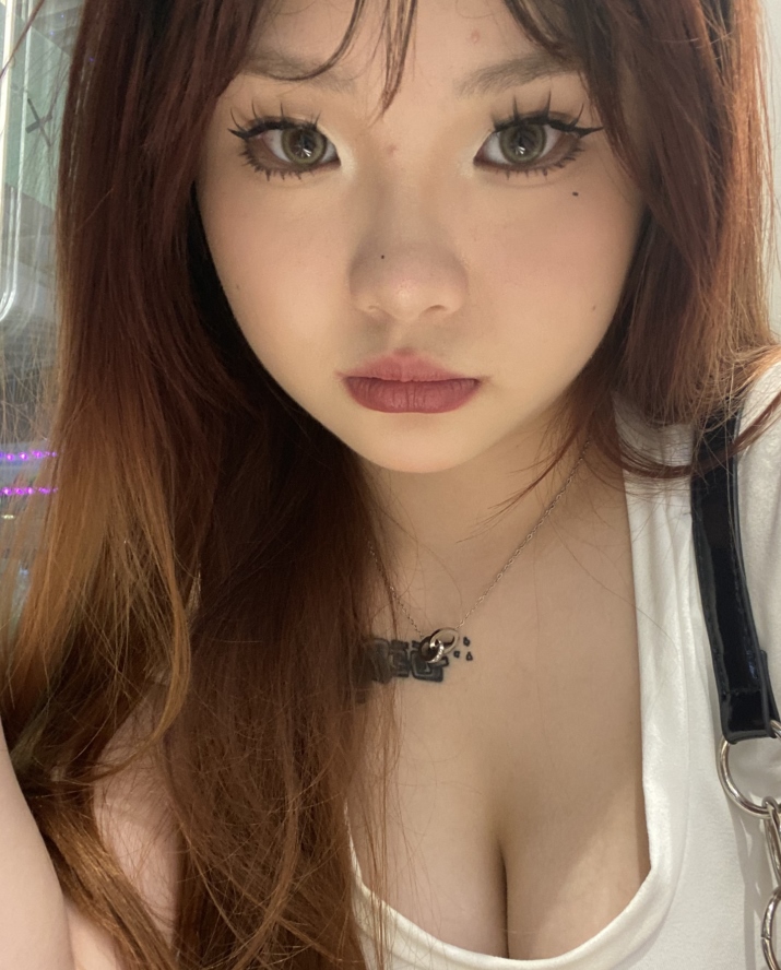 推特雪白丰满指教门事件39V1.08G劲爆展示