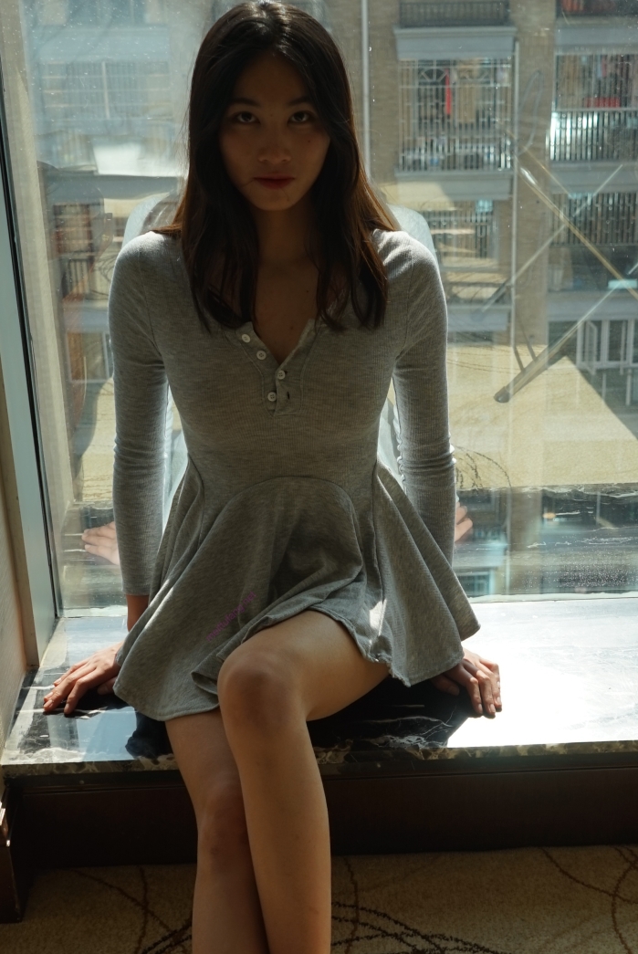 韩珊私拍展示湖南师范5.22g1部诱人