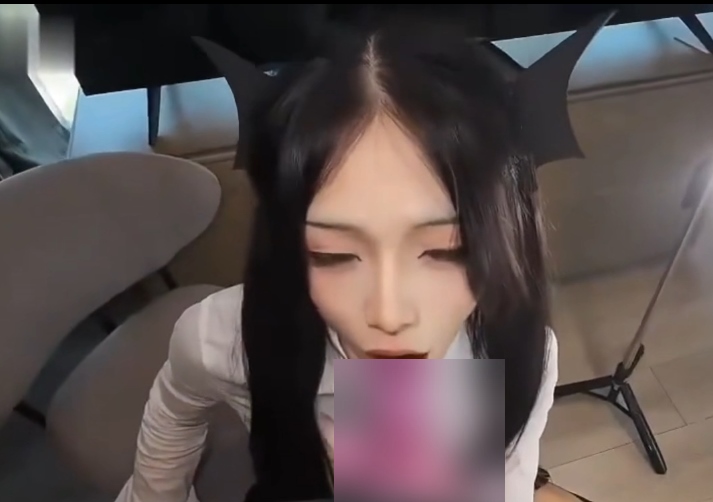 推特沫清幽伪娘1V336MB优质尺寸