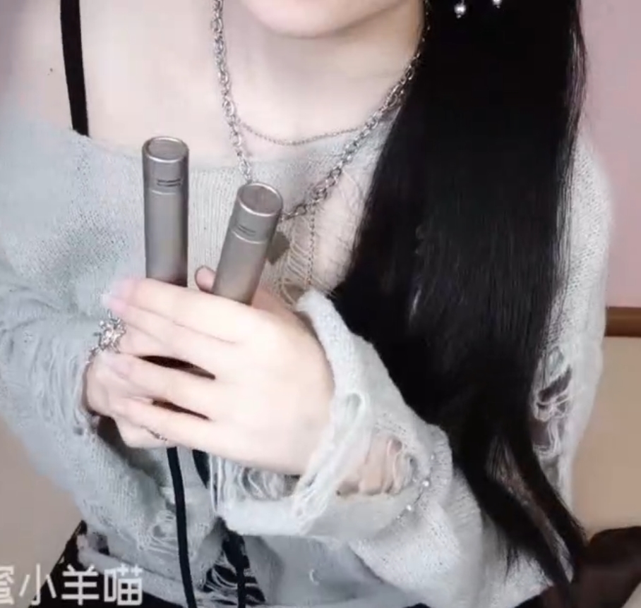 B站小羊喵73v辣舞30.4g真顶