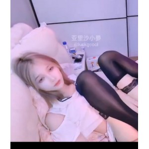 亚里沙小梦伪娘TS诱人视频1部267MB