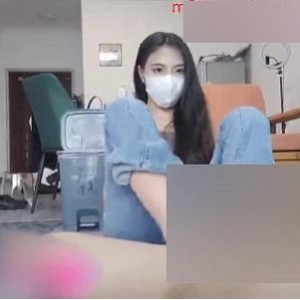 自拍门班婕贝琳双人游戏足系列盛宴145部108G汁液横流