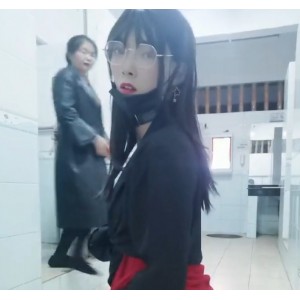 太敢玩了12G小众社区长腿眼镜妹整活视频16部