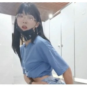 太敢玩了12G小众社区长腿眼镜妹整活视频16部