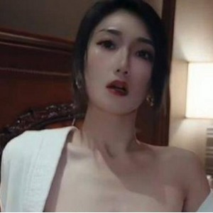 糖心vlog优质身材人称小江疏影（多乙）最新浮力作之《女强人释放压力的方式》