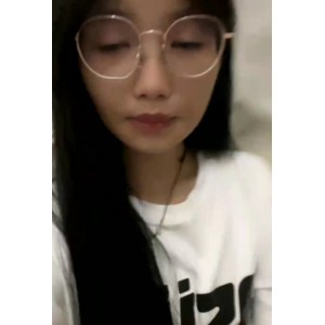 138部十四诗眼镜学妹宿舍直播118.8G超对味