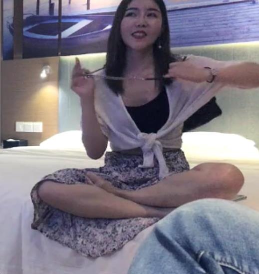 八戒探花高端边缘夜猎合集21场13.4G车灯晃眼