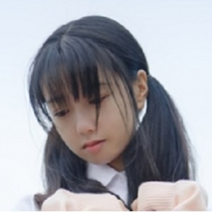 稚乖画册颓废三人游作品595M清纯学妹绝美腰臀