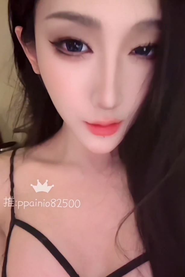 伪娘Ts潘小雨辰呀魅魔扭大棒视频1部1.1G比女人还漂亮