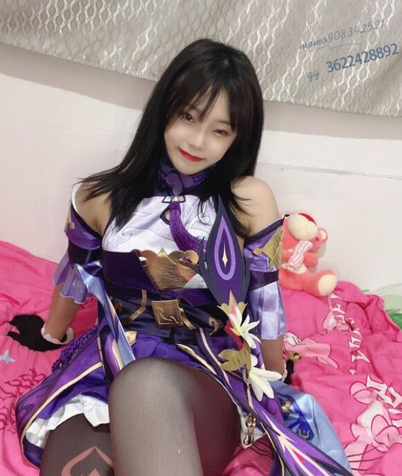 某推六碗鱼子酱COS动漫人物私拍合集8V2.3G清纯可爱豪放浮力姬
