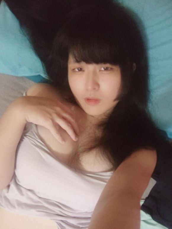 绯红妹子sonigalion私房合集85部3.9G台湾小辣椒真会扭