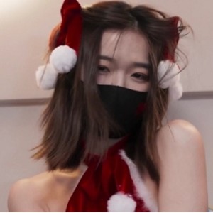 小凌女神圣诞战衣美足私拍1部2G脚模摄影太撩人